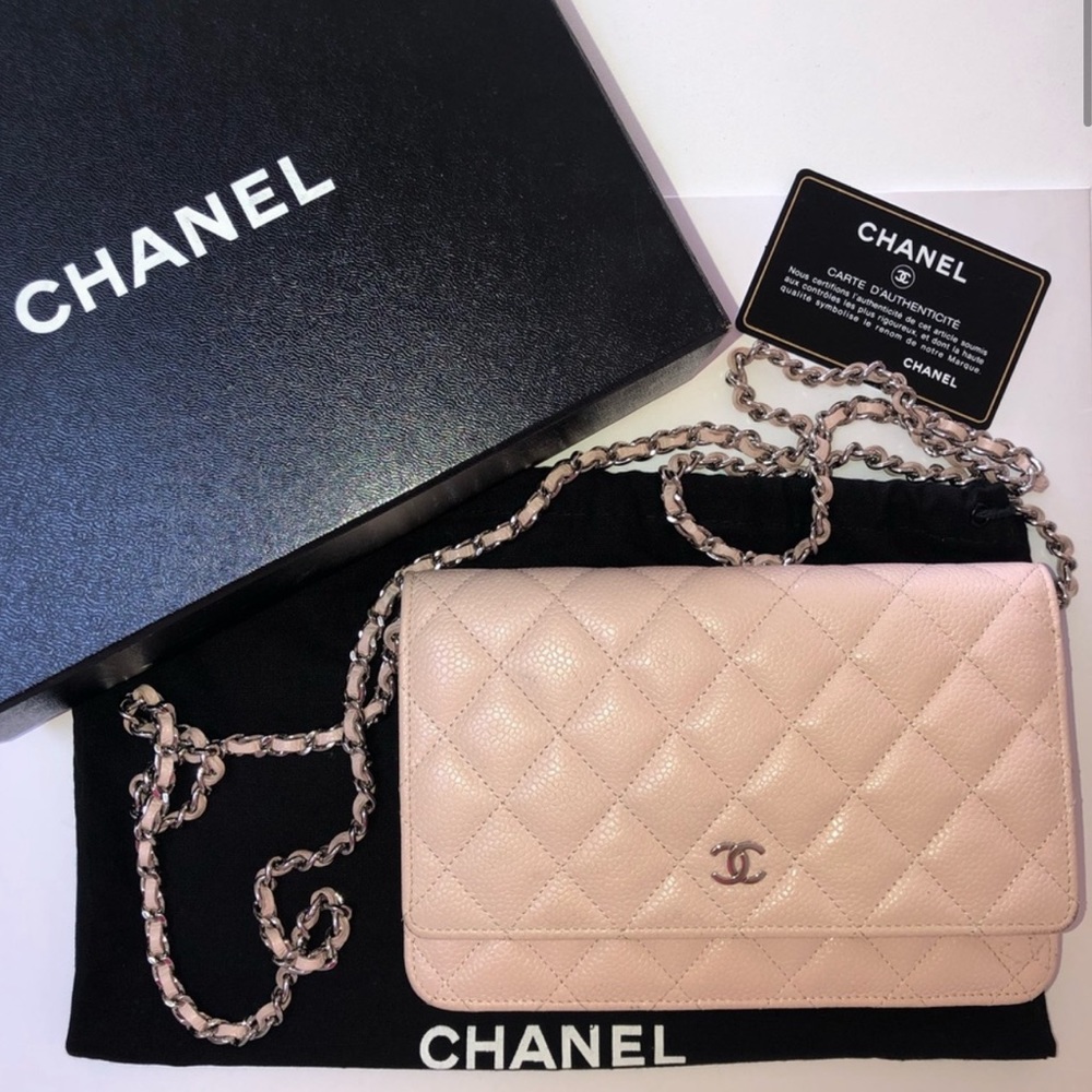 100% Authentic Rose Caviar Leather CHANEL WOC